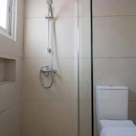 Sea View 200m To 沃罗里尼