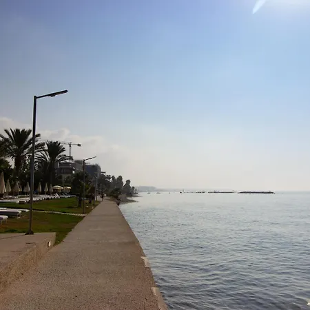 Sea View 200m To 公寓 沃罗里尼